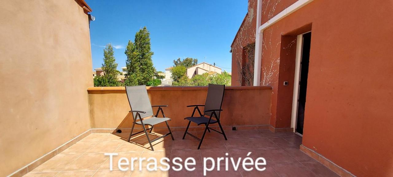 Appartement Climatise Pour 6 Personnes, Draps Et Serviettes Non Fournis Air-conditioned For 6 People, Sheets And Towels Not Provided Con Aire Acondicionado 6 Personas, Sabanas Y Toallas No Incluidas Le Barcarès